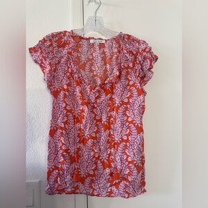 Bright and fun! Rose & Olive Red and Pink Floral V-Neck Ruffle Blouse